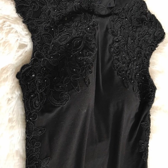 Black formal dress - Picture 2 of 4